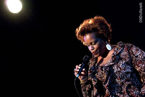 dianne reeves