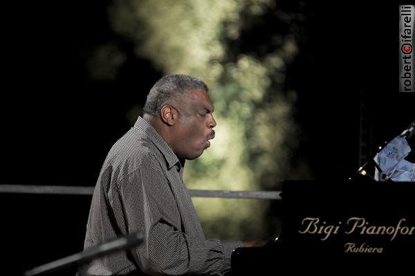 mulgrew miller