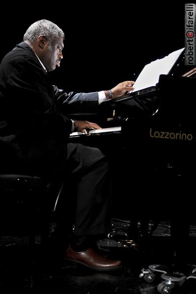 mulgrew miller