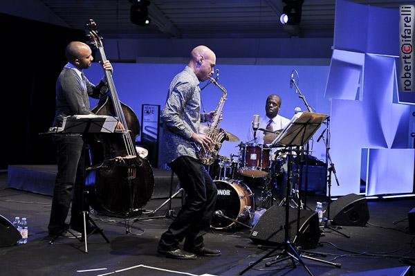 joshua redman