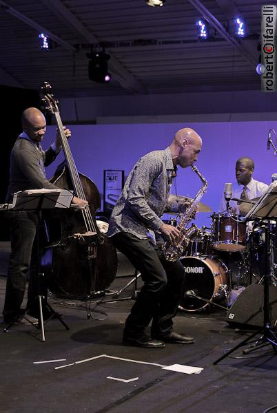 joshua redman