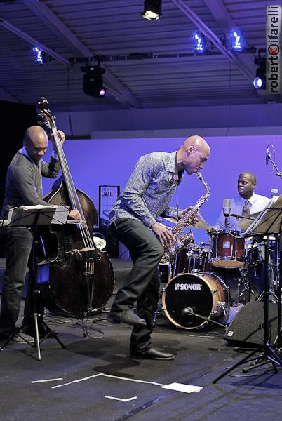 joshua redman