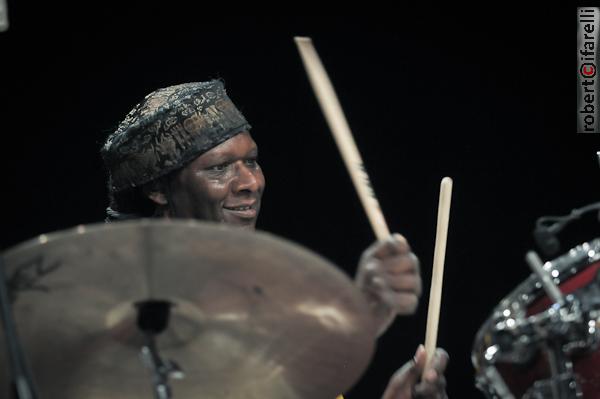 hamid drake