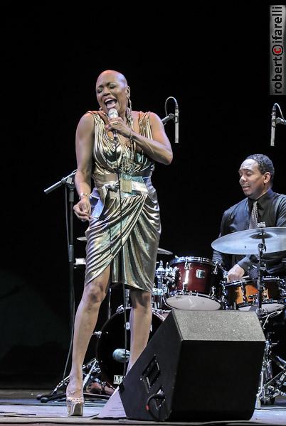 dee dee bridgewater