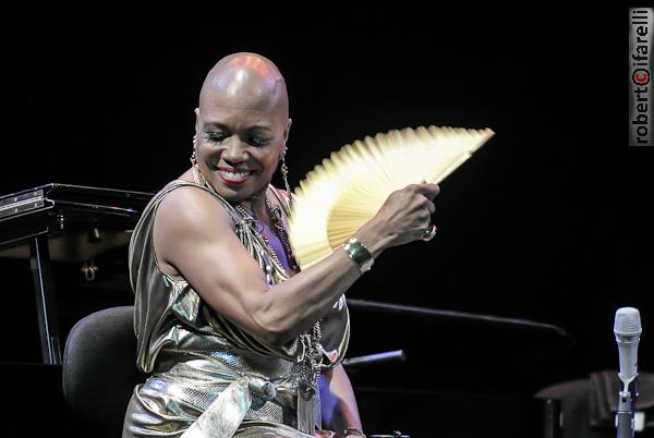 dee dee bridgewater