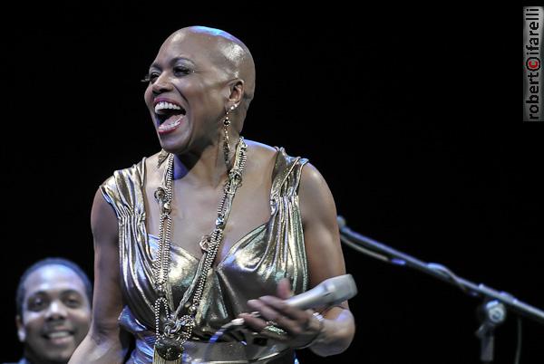 dee dee bridgewater