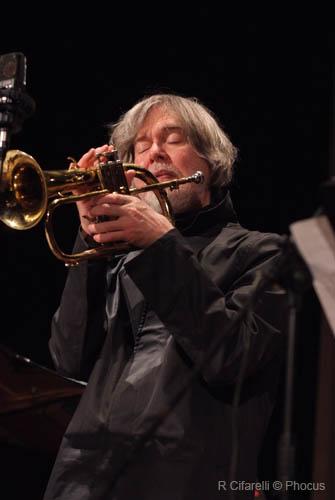 tom harrell