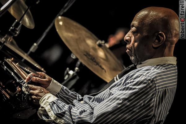 ROY HAYNES