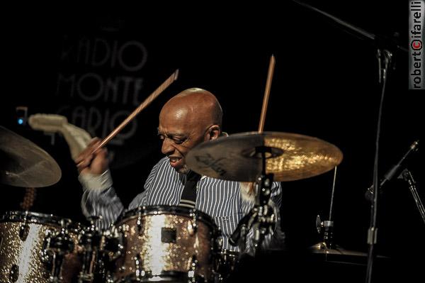 ROY HAYNES