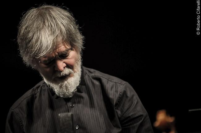 Tom Harrell