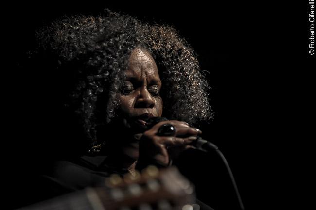 Dianne Reeves