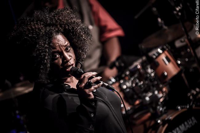 Dianne Reeves