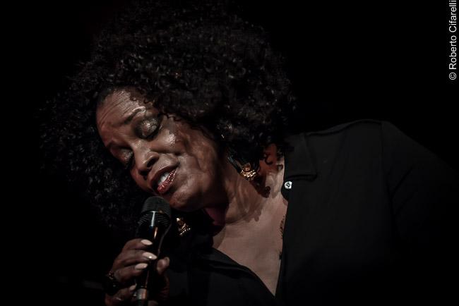 Dianne Reeves