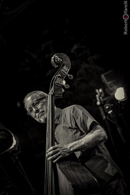 Dave Holland  2015072544-Modifica