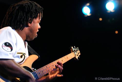 victor  wooten