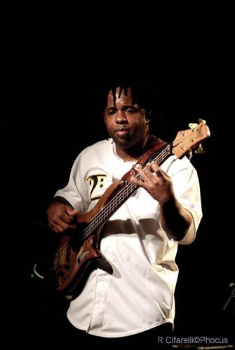 victor  wooten