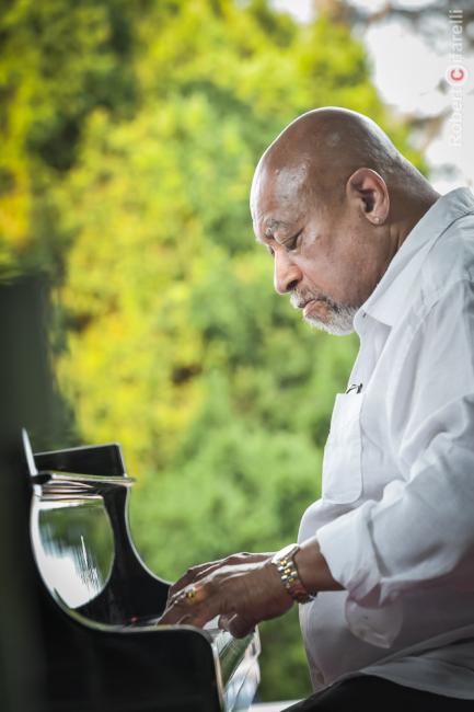 08Kenny Barron