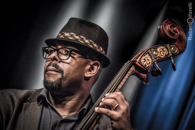 Christian McBride 9860-Modifica