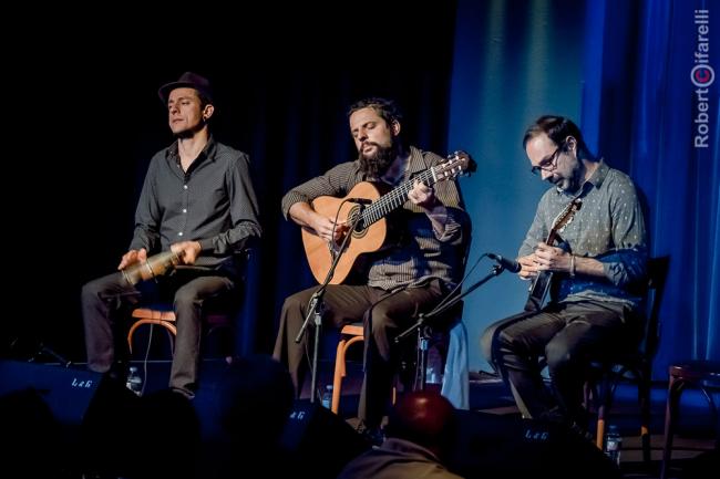 65Trio Brasileiro