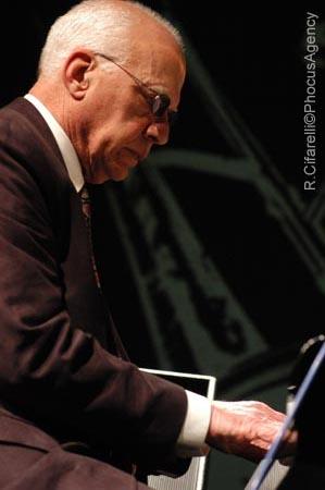 Steve  Kuhn