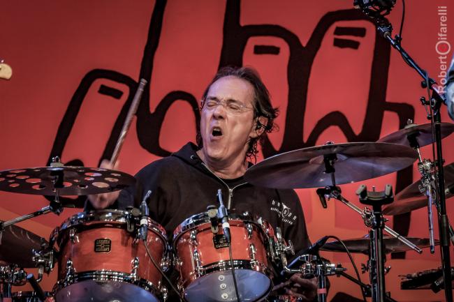 Vinnie Colaiuta