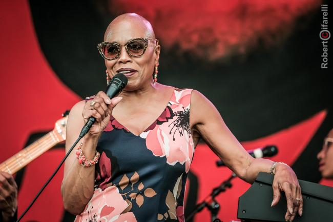 Dee Dee Bridgewater