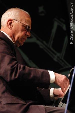 Steve  Kuhn