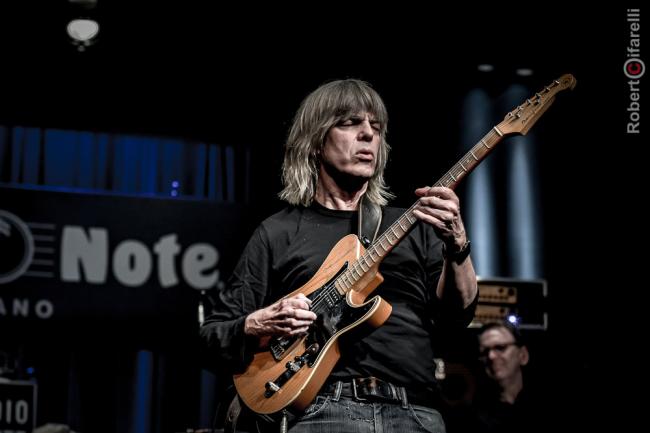 Mike Stern