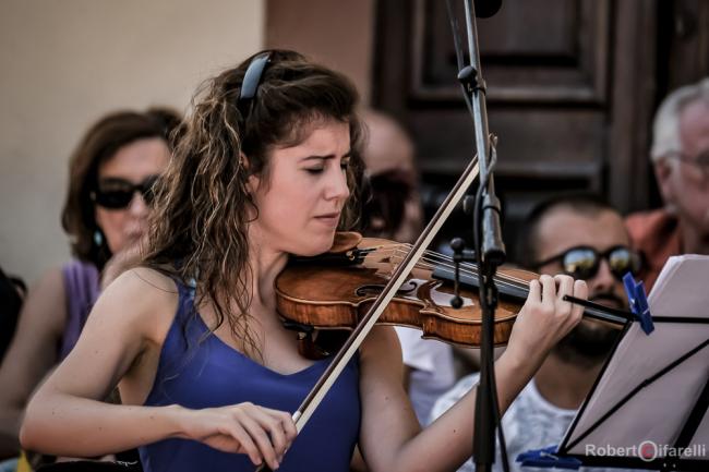 Ilaria Lanzoni  violino Clara Maria Garcia Barrientos viola, Naomi Berrill violoncello