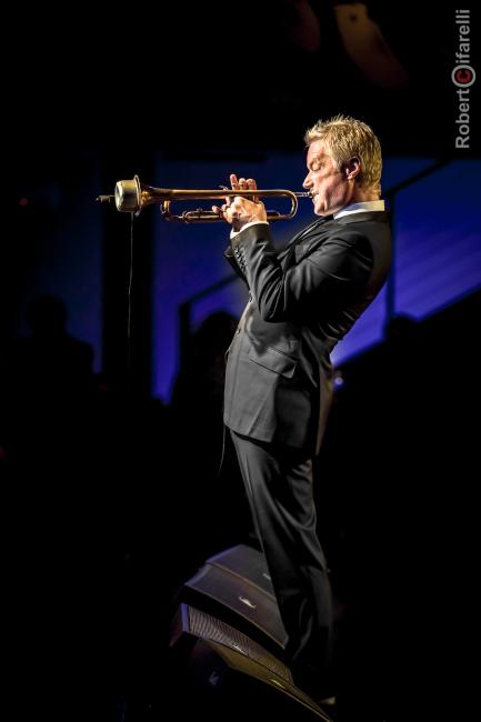 17Chris Botti