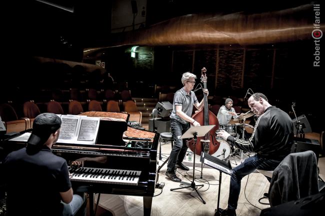 David Linx Antonio Faraò Kyle Eastwood Mike Baker