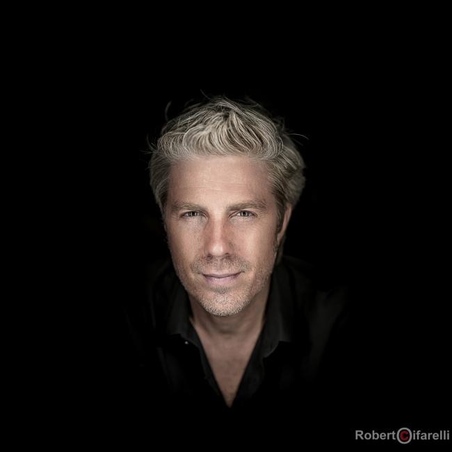 Kyle Eastwood 7568-Modifica pp