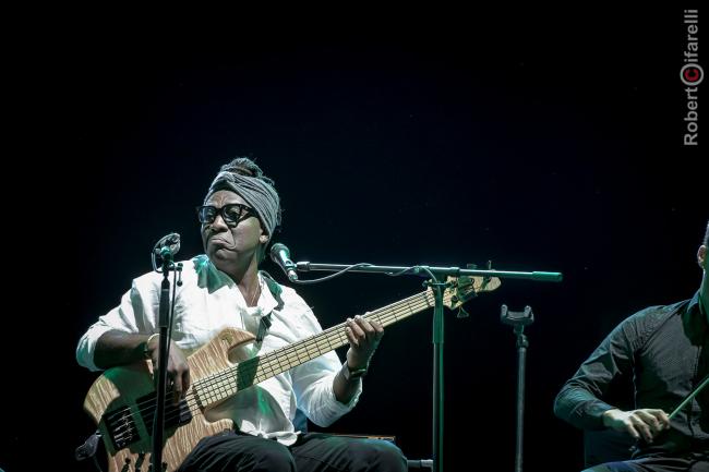 Richard Bona BONA DE LA FRONTERA