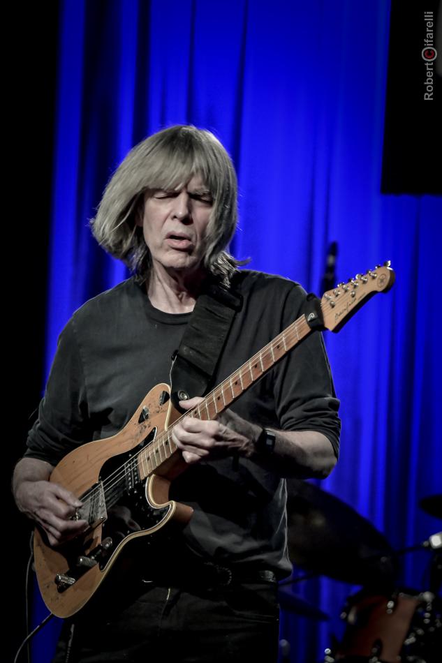 Mike Stern