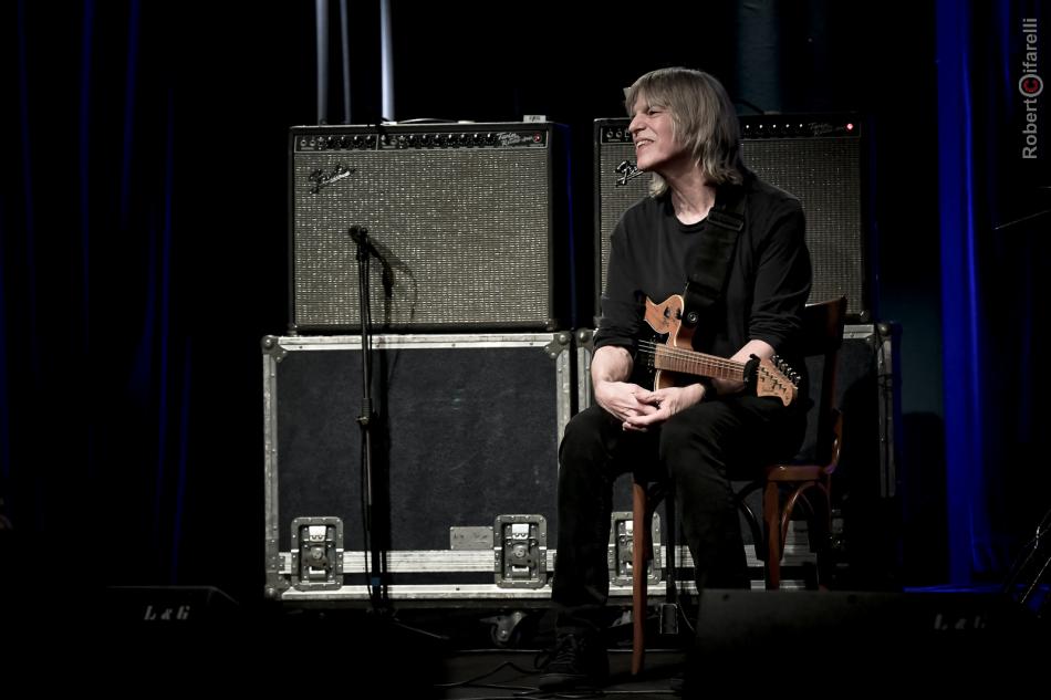 Mike Stern