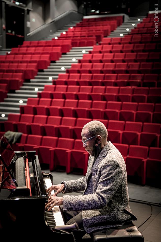 George Cables