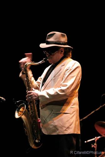 gato barbieri