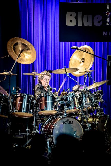 Simon Phillips