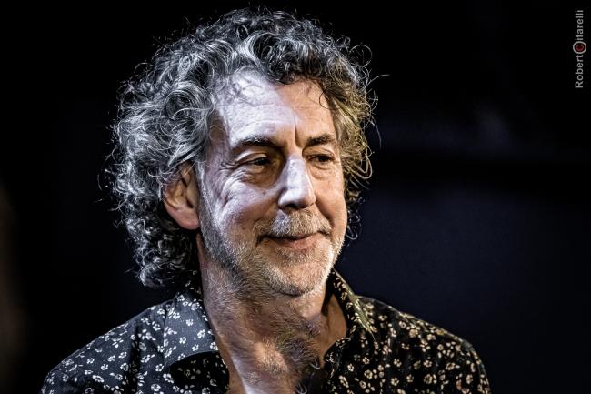 Simon Phillips  0627-Modifica