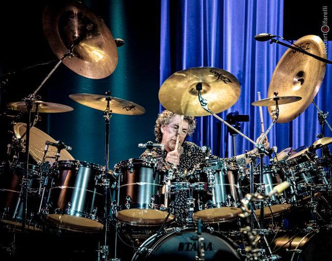 Simon Phillips