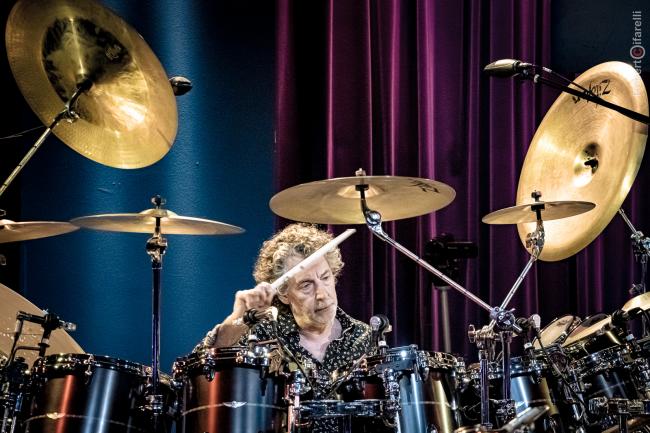 Simon Phillips