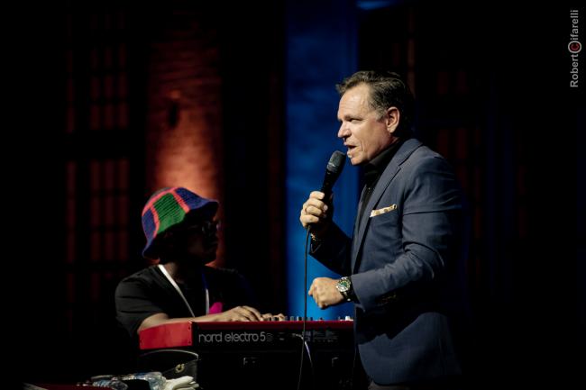 Kurt Elling