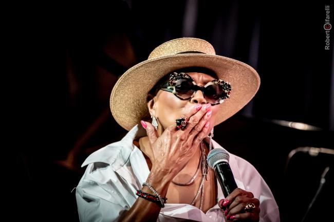 Dee Dee Bridgewater