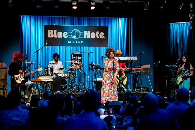 Macy Gray – On How Life Is 25th Anniversary