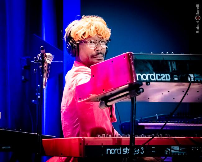Macy Gray – On How Life Is 25th Anniversary