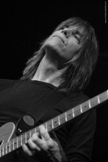 mike stern